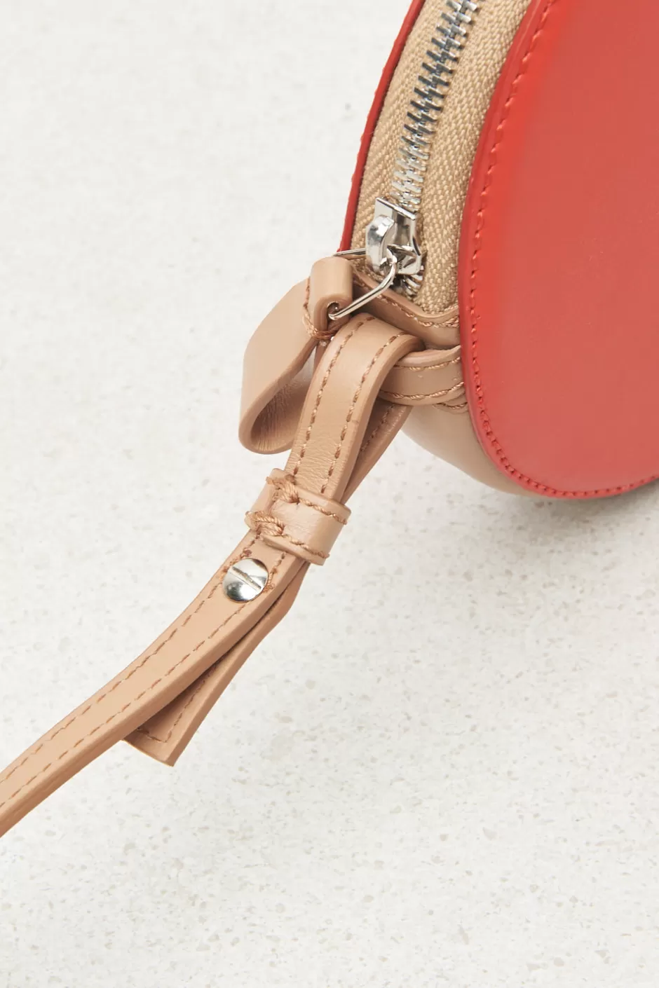 Borse | Accessori | Peserico Borsa Rotonda In Vera Pelle Con Polsiera E Tracolla Rosso foliage